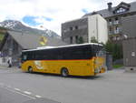 Iveco/704130/218122---postauto-bern---be (218'122) - PostAuto Bern - BE 476'689 - Iveco am 21. Juni 2020 beim Bahnhof Andermatt
