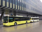 MAN/527015/175731---postbus---bd-13363 (175'731) - PostBus - BD 13'363 - MAN am 18. Oktober 2016 beim Bahnhof Innsbruck