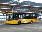 (232'255) - PostAuto Bern - BE 422'461 - MAN/Gppel (ex AVG Meiringen Nr. 61) am 22. Januar 2022 beim Bahnhof Gstaad