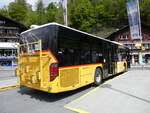 Brienz/880097/274172---flueck-brienz---nr (274'172) - Fl�ck, Brienz - Nr. 3/BE 568'700/PID 5426 - Setra am 24. April 2025 beim Bahnhof Brienz