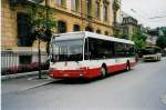 (033'930) - VR La Chaux-de-Fonds - Nr. 94/NE 98'894 - Volvo/Berkhof am 10. Juli 1999 in Neuchtel, Place Pury