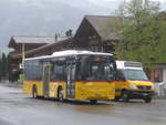 Volvo/698478/216518---kuebli-gstaad---be (216'518) - Kbli, Gstaad - BE 403'014 - Volvo am 26. April 2020 beim Bahnhof Gstaad