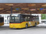 (216'700) - Lathion, Sion - Nr. 7/VS 75'178 - Volvo am 2. Mai 2020 beim Bahnhof Sion