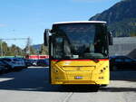 Volvo/756099/229277---fontana-ilanz---nr (229'277) - Fontana, Ilanz - Nr. 2/GR 31'629 - Volvo am 15. Oktober 2021 beim Bahnhof Ilanz