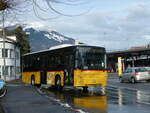(231'589) - PostAuto Zentralschweiz - Nr. 12/OW 12'275 - Volvo (ex Dillier, Sarnen Nr. 12) am 26. Dezember 2021 beim Bahnhof Sarnen