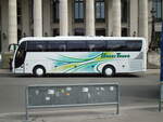 Aus Italien: Bassi Tours, Carpenedolo - Irisbus am 1. April 2014 in Mnchen (Aufnahme: Martin Beyer) 