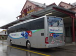 (175'047) - Oberland Tours, Grindelwald - Nr. 42/BE 176'989 - Mercedes am 18. September 2016 in Meiringen, Postautostation