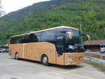 Mercedes/659646/205298---vega-tour-luzern-- (205'298) - Vega Tour, Luzern - SG 305'952 - Mercedes am 19. Mai 2019 beim Bahnhof Interlaken Ost