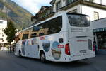 Mercedes/899705/281082---hilrio-schoetz---lu (281'082) - Hilrio, Schtz - LU 200'233 - Mercedes am 9. Oktober 2025 beim Bahnhof Interlaken Ost