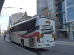 Volvo/610148/190360---coach-tours-of-australia (190'360) - Coach Tours of Australia - Nr. 26/GOLD 26 - Volvo/Marcopolo am 19. April 2018 in Melbourne