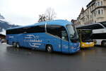Schweiz/906736/283667---aus-spanien-jonander-amorebieta (283'667) - Aus Spanien: JonAnder, Amorebieta - Nr. JA66/2300 MYK - Volvo/Irizar am 2. Januar 2026 beim Bahnhof Grindelwald