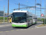 (218'565) - transN, La Chaux-de-Fonds - Nr. 135 - Hess/Hess Gelenktrolleybus (ex TN Neuchtel Nr. 135) am 6. Juli 2020 beim Bahnhof Marin-pagnier