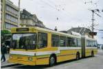 NAW/259407/067631---tn-neuchtel---nr (067'631) - TN Neuchtel - Nr. 121 - NAW/Hess Gelenktrolleybus am 22. Mai 2004 in Neuchtel, Place Pury