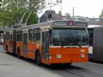 (150'851) - TPG Genve - Nr. 666 - Saurer/Hess Gelenktrolleybus am 26. Mai 2014 in Genve, Place des Vingt-Deux-Cantons