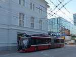 (197'030) - OBUS Salzburg - Nr. 358/S 316 TF - Solaris Gelenktrolleybus am 13. September 2018 beim Bahnhof Salzburg