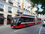 (197'254) - OBUS Salzburg - Nr. 345/S 239 SZ - Solaris Gelenktrolleybus am 13. September 2018 in Salzburg, Makartplatz