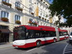 (197'260) - OBUS Salzburg - Nr. 305/S 230 NY - Solaris Gelenktrolleybus am 13. September 2018 in Salzburg, Makartplatz