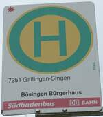 (173'952) - Sdbadenbus/DB-Haltestellenschild - Bsingen, Brgerhaus - am 20.