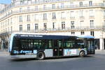 RATP Paris/823069/ratp-paris---bollor-bluebus-12 RATP Paris - Bollor Bluebus 12 am 21. Juli 2023 in Paris (Aufnahme: Martin Beyer)