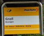(241'829) - PostAuto-Haltestellenschild - Brnigen, Gnoll - am 24. Oktober 2022