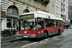 Wiener Linien/242138/056427---wiener-linien---nr (056'427) - Wiener Linien - Nr. 8304/W 8304 LO - Grf/Steyr am 8. Oktober 2002 in Wien, Schwedenplatz