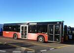 (257'914) - Funi-Car, Biel - Nr. 4/BE 107'904 - Solaris am 24. Dezember 2023 in Kerzers, Interbus