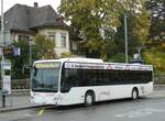 (256'673) - Knecht, Windisch - Nr. 463/AG 17'056 - Mercedes am 4. November 2023 beim Bahnhof Lenzburg
