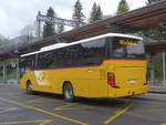 (216'512) - Kbli, Gstaad - Nr. 3/BE 330'862 - Setra am 26. April 2020 beim Bahnhof Gstaad