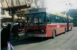 (013'717) - WV Winterthur - Nr. 122 - Saurer/FHS Gelenktrolleybus am 24. Februar 1996 beim Hauptbahnhof Winterthur