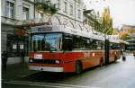 (027'706) - WV Winterthur - Nr. 129 - Saurer/FHS Gelenktrolleybus am 24. Oktober 1998 beim Hauptbahnhof Winterthur