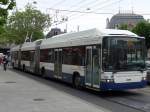 (150'817) - TPG Genve - Nr. 785 - Hess/Hess Doppelgelenktolleybus am 26. Mai 2014 in Genve, Place des Vingt-Deux-Cantons