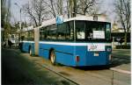 (038'203) - VBL Luzern - Nr. 103/LU 15'012 - Volvo/Hess am 30. Dezember 1999 beim Bahnhof Luzern