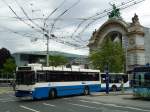 VBL Luzern/397749/144970---vbl-luzern---nr (144'970) - VBL Luzern - Nr. 258 - NAW/R&J-Hess Trolleybus am 10. Juni 2013 beim Bahnhof Luzern