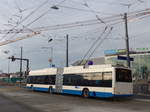 (177'170) - VBL Luzern - Nr. 230 - Hess/Hess Gelenktrolleybus am 11. Dezember 2016 beim Bahnhof Emmenbrcke Sd