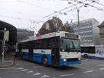 (177'456) - VBL Luzern - Nr. 274 - NAW/R&J-Hess Trolleybus am 30. Dezember 2016 beim Bahnhof Luzern