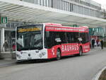 (245'756) - Limmat Bus, Dietikon - AG 370'315 - Mercedes am 3. Februar 2023 beim Bahnhof Zofingen