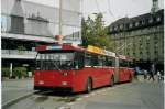 (071'830) - Bernmobil, Bern - Nr. 54 - FBW/Hess Gelenktrolleybus am 8. Oktober 2004 beim Bahnhof Bern