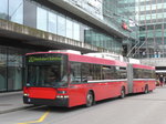 (171'854) - Bernmobil, Bern - Nr. 6 - NAW/Hess Gelenktrolleybus am 13. Juni 2016 beim Bahnhof Bern