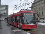 Bern/592740/187057---bernmobil-bern---nr (187'057) - Bernmobil, Bern - Nr. 26 - Hess/Hess Gelenktrolleybus am 18. Dezember 2017 beim Bahnhof Bern