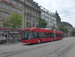Bern/618999/194389---bernmobil-bern---nr (194'389) - Bernmobil, Bern - Nr. 35 - Hess/Hess Gelenktrolleybus am 24. Juni 2018 beim Bahnhof Bern