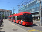 Bern/697979/216364---bernmobil-bern---nr (216'364) - Bernmobil, Bern - Nr. 46 - Hess/Hess Doppelgelenktrolleybus am 22. April 2020 beim Bahnhof Bern
