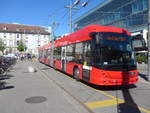 Bern/708389/219170---bernmobil-bern---nr (219'170) - Bernmobil, Bern - Nr. 46 - Hess/Hess Doppelgelenktrolleybus am 27. Juli 2020 beim Bahnhof Bern