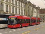 Bern/727018/223405---bernmobil-bern---nr (223'405) - Bernmobil, Bern - Nr. 49 - Hess/Hess Doppelgelenktrolleybus am 6. Februar 2021 beim Bahnhof Bern