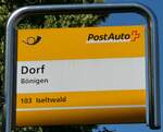 Bonigen/818772/251909---postauto-haltestellenschild---boenigen-dorf (251'909) - PostAuto-Haltestellenschild - Bnigen, Dorf - am 24. Juni 2023