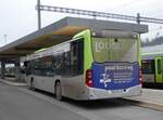 Huttwil/873760/271213---busland-burgdorf---nr (271'213) - Busland, Burgdorf - Nr. 114/BE 828'114 - Mercedes am 17. Januar 2025 beim Bahnhof Huttwil