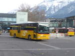 Interlaken/681420/211036---postauto-bern---be (211'036) - PostAuto Bern - BE 487'695 - Iveco am 11. November 2019 beim Bahnhof Interlaken Ost