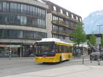 (216'311) - PostAuto Bern - BE 827'645 - Ebusco am 21. April 2020 beim Bahnhof Interlaken West