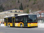 Interlaken/734966/225205---postauto-bern---be (225'205) - PostAuto Bern - BE 654'090 - Mercedes am 21. April 2021 beim Bahnhof Interlaken Ost