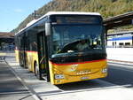 Interlaken/792647/241501---postauto-wallis---vs (241'501) - PostAuto Wallis - VS 436'023 - Iveco am 18. Oktober 2022 beim Bahnhof Interlaken Ost