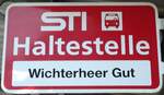 Oberhofen am Thunersee/735633/128222---sti-haltestellenschild---oberhofen-wichterheer (128'222) - STI-Haltestellenschild - Oberhofen, Wichterheer Gut - am 1. August 2010